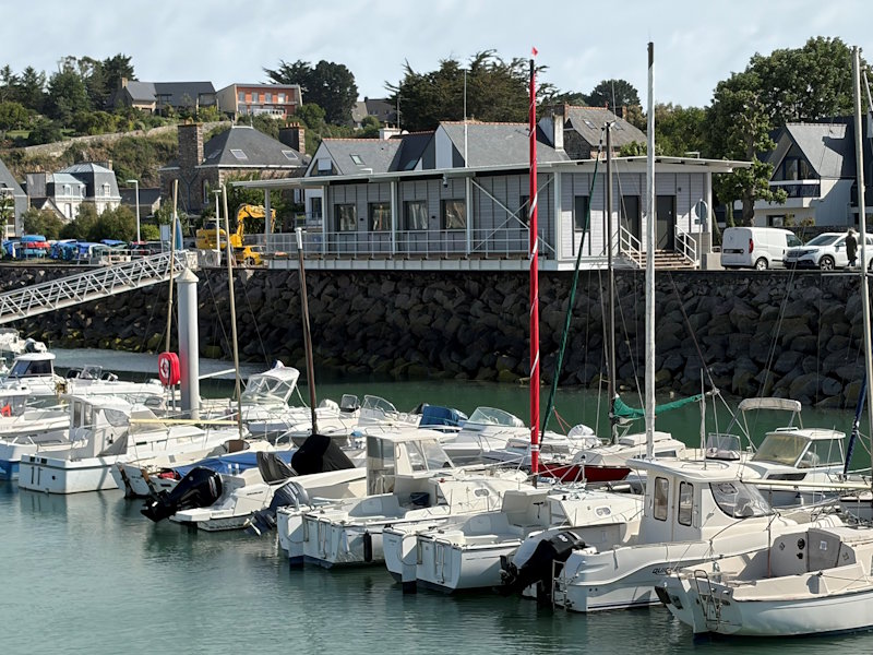 Dahouet Marina Office
